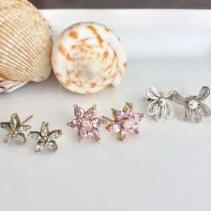 🌸 3 pairs! Flower shaped Earrings
